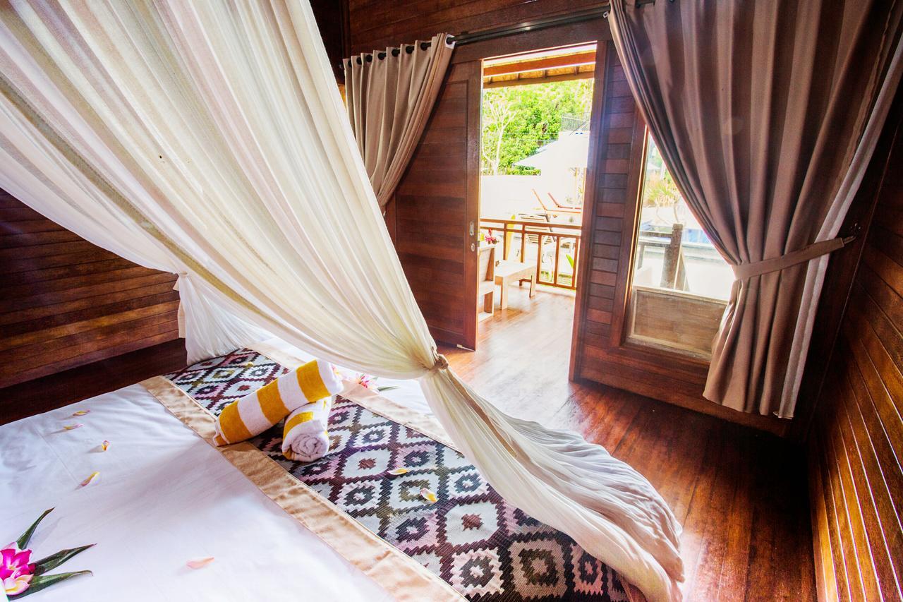 Hotel Maha Guru Huts Lembongan Exterior foto